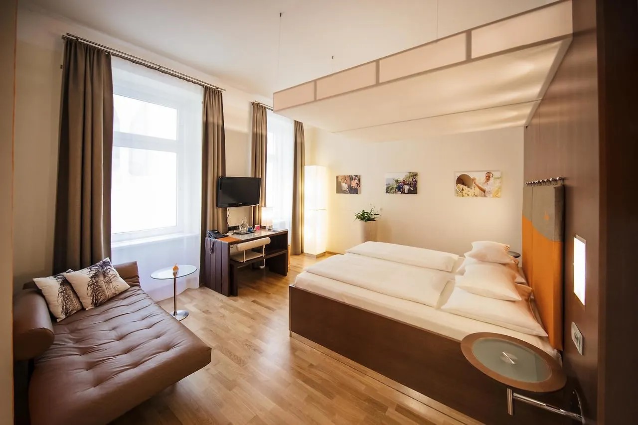 Hotel Rathaus - Wein & Design Vienne