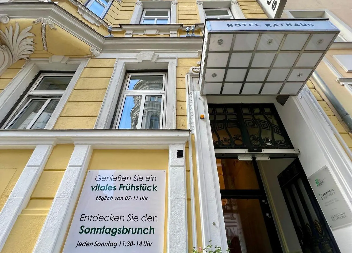 Hotel Rathaus - Wein & Design Vienna