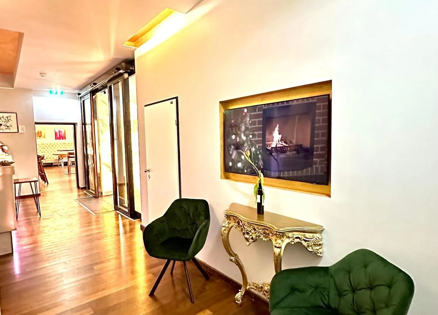 Hotel Rathaus - Wein & Design Vienna 4*,  Austria